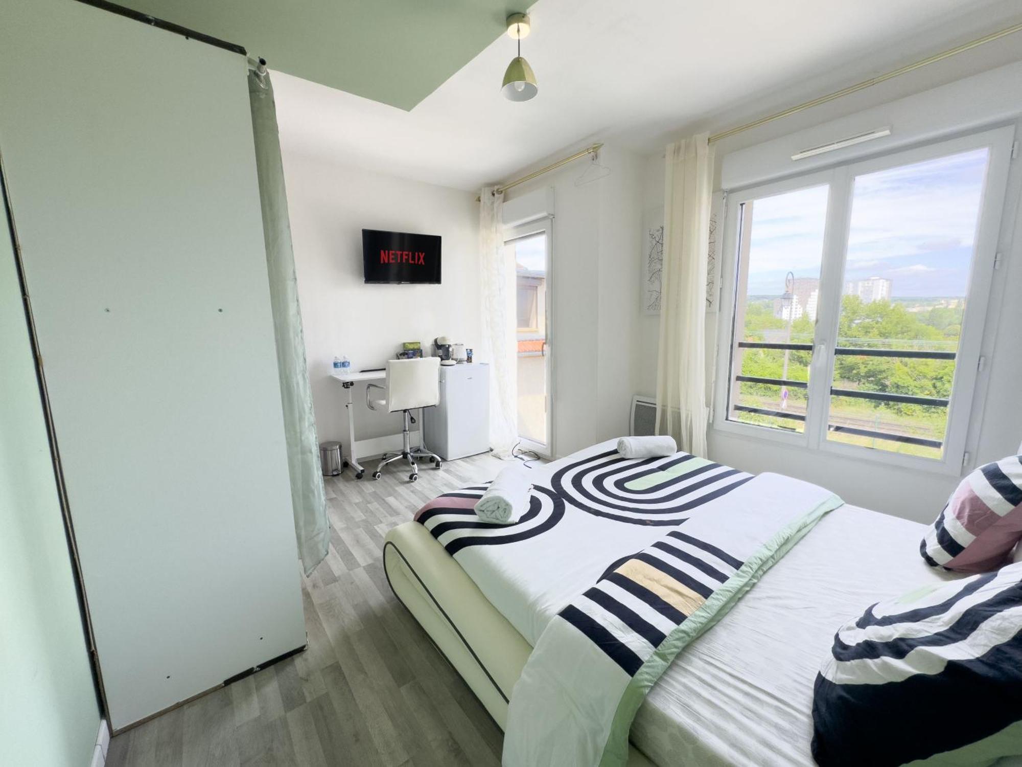 Chambre A Antony Proche De Paris Et A 10 Minutes Aeroport Orly Bagian luar foto